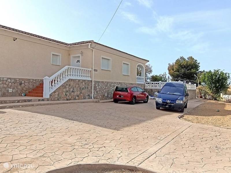Holiday home in Spain, Costa Blanca, Busot Chalet Charming detached villa Busot