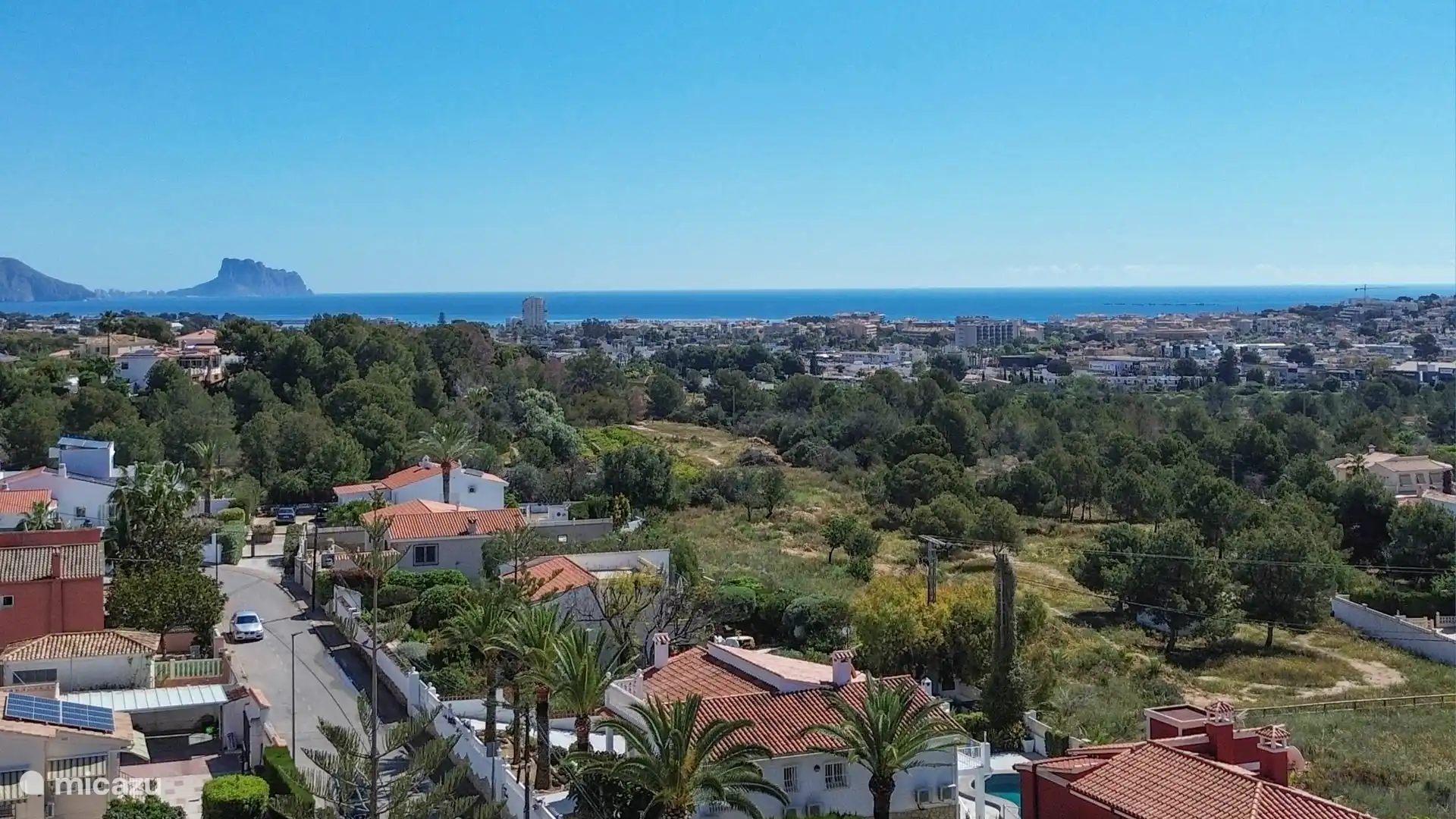 Alrededores, a poca distancia del centro Albir/playa