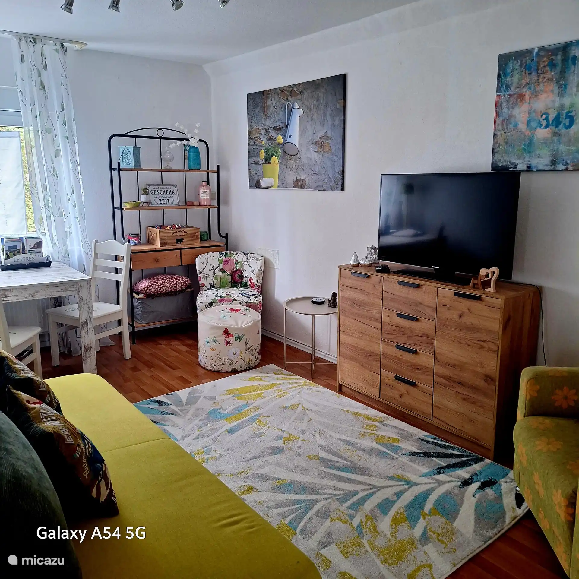 Very cozy living room with Netflix, etc. 