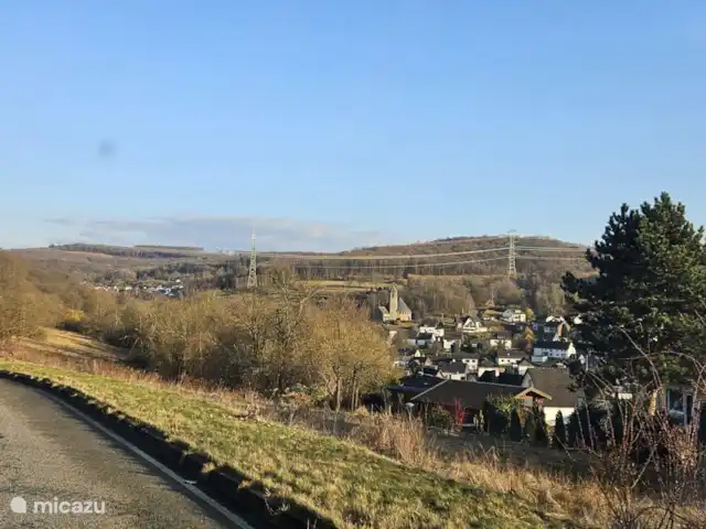 Location de Vacances Allemagne, Rhénanie-Palatinat, Kirchen/Sieg, appartement - Appartement Sander Vous y serez bientôt ! À droite de la vallée se trouve votre appartement de vacances.