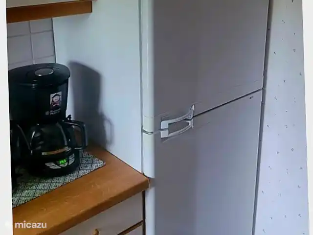 Location de Vacances Allemagne, Rhénanie-Palatinat, Kirchen/Sieg, appartement - Appartement Sander Grand combiné réfrigérateur-congélateur pour l’auto-restauration