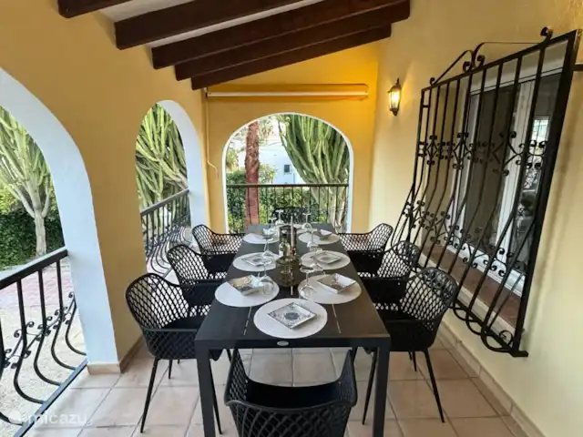 Villa Naranja huren in Spanje, Costa Blanca, Alfáz del Pi - villa Eethoek voorzijde huis