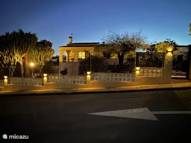 Villa Naranja huren in Spanje, Costa Blanca, Alfáz del Pi - villa huis voorzijde