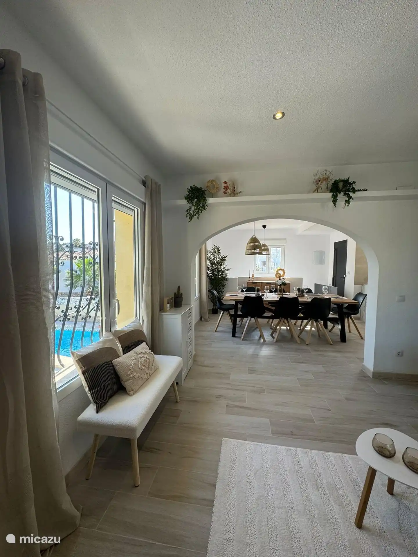 Sala de estar y comedor