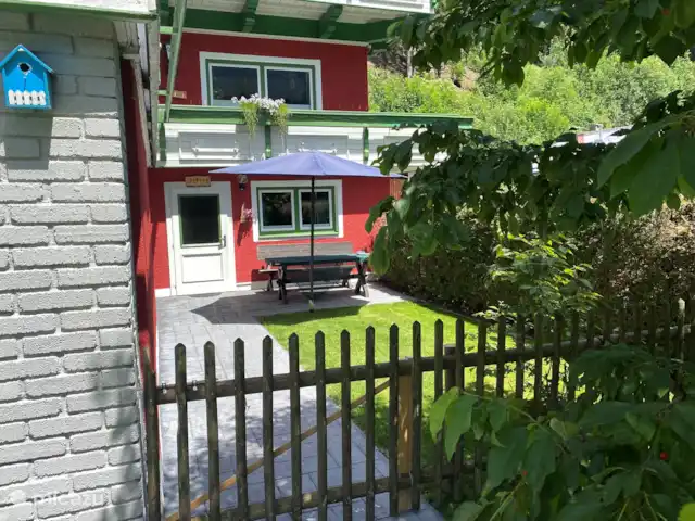 EstudioPepper en Austria, Carintia, Stall - studio jardín privado con valla, ideal para el perro