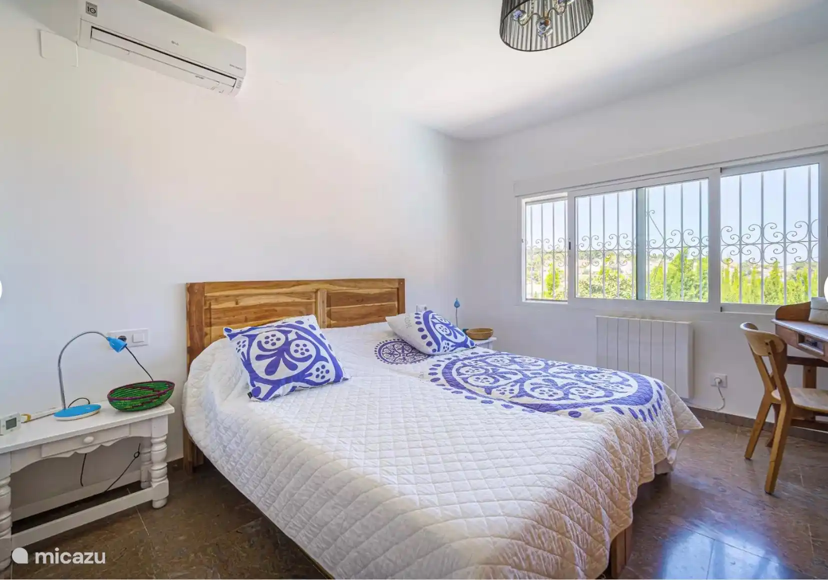 Zimmer mit Meerblick und 2 90x200 Betten mit Klimaanlage