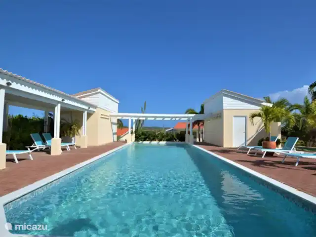 Lobi da Casa en Curazao, Curazao Centro, Willemstad - villa La piscina comunitaria.