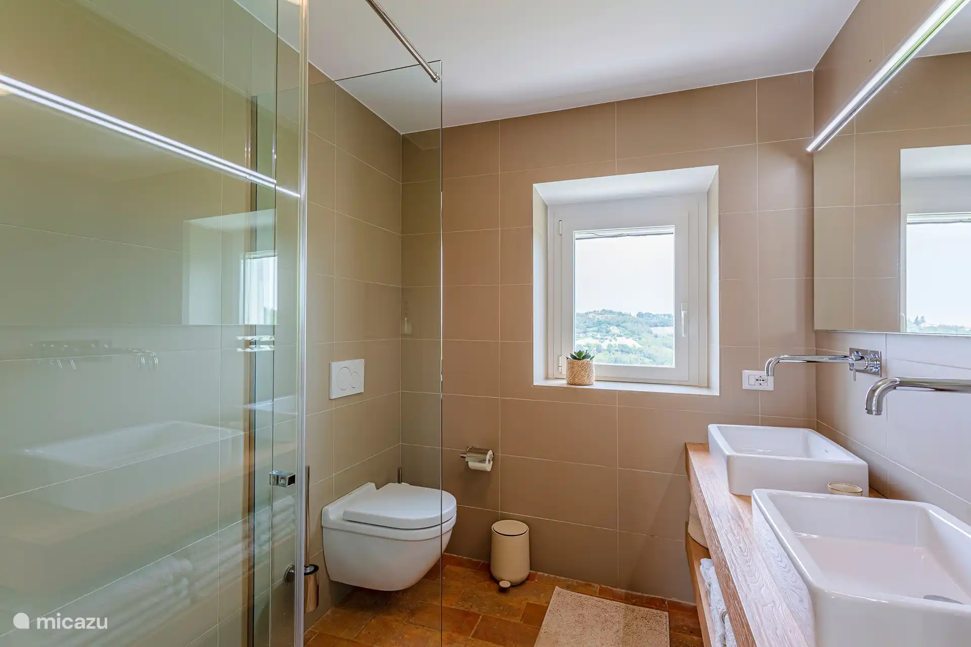 Salle de bain au premier étage