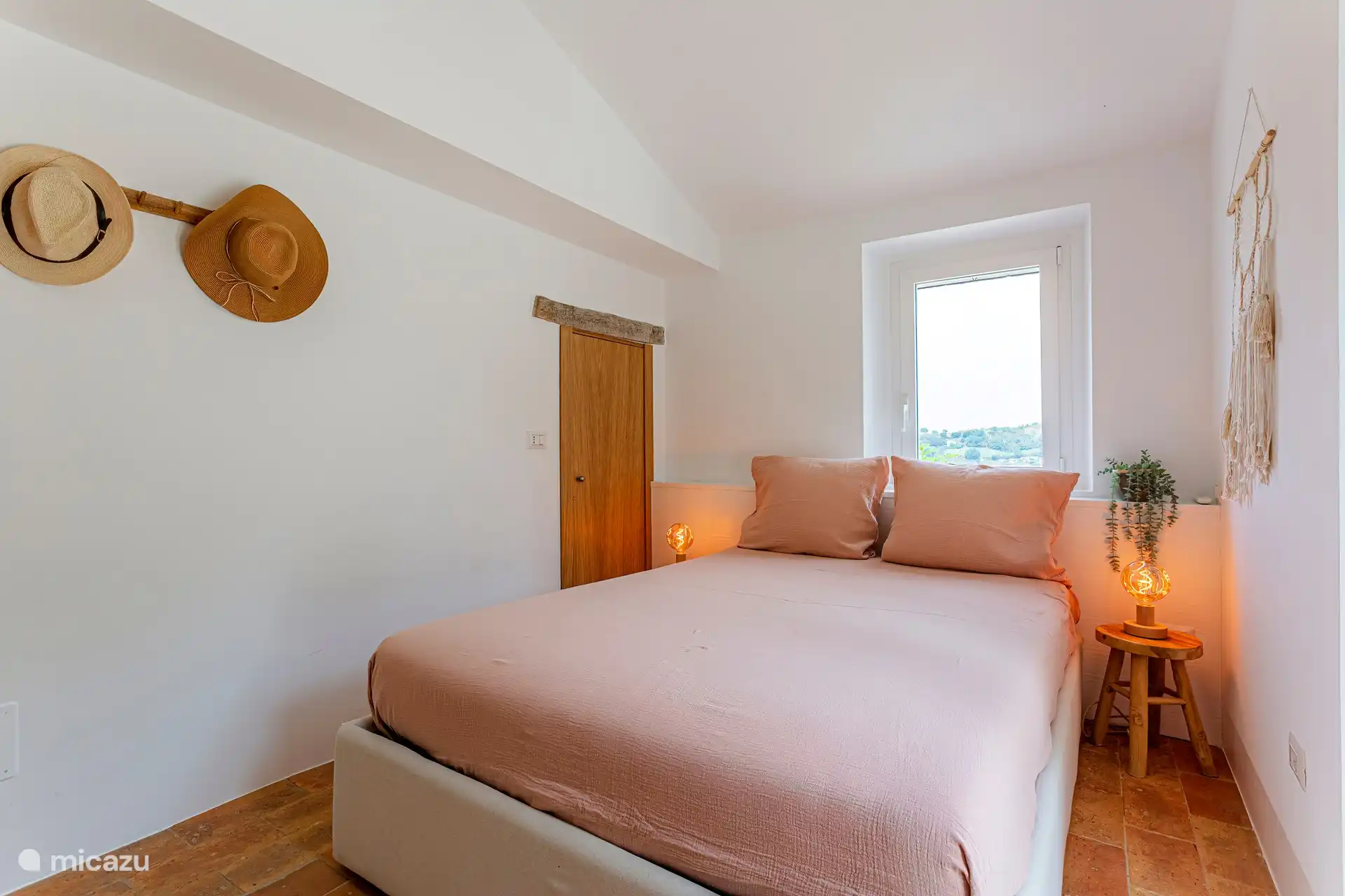 Chambre au rez-de-chaussée