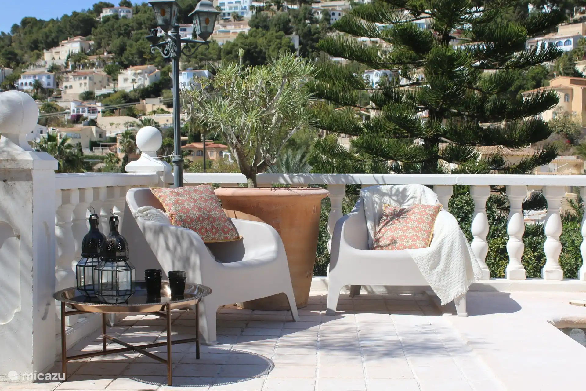 Uitzicht bij privezwembad