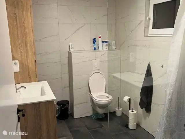 De Akkers huren in Nederland, Drenthe, De Kiel - vakantiehuis badkamer in De Akkers