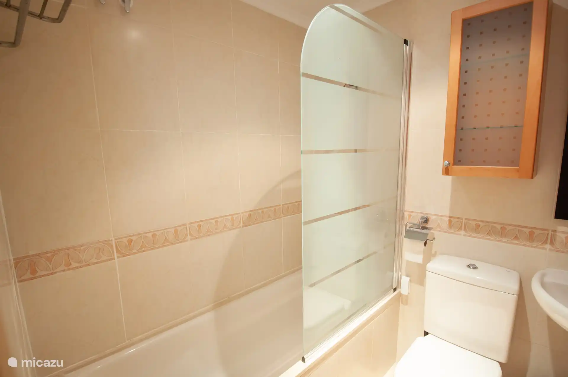 Salle de bain 1 attenante