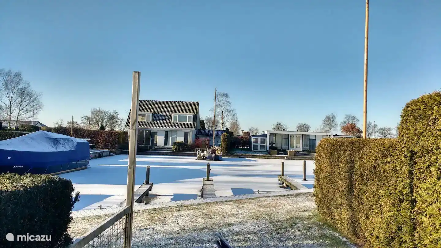 Es ist auch wunderbar, im Winter zu bleiben. Genießen Sie die Ruhe und die wunderschöne Umgebung.