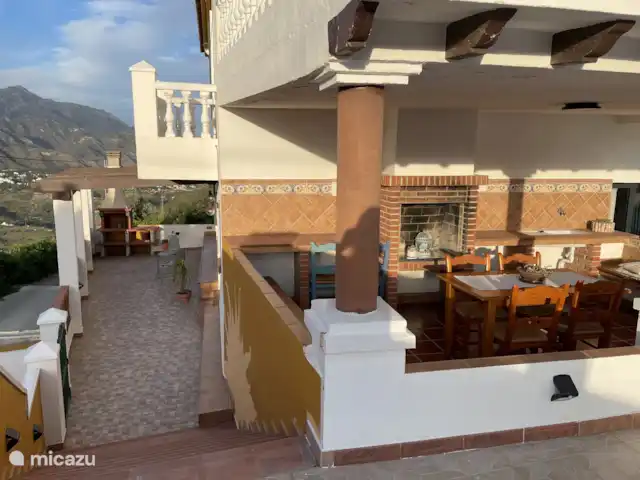 Villa Melin, luxueuse villa rénovée | Espagne, Costa del Sol, Torrox - villa Villa Melin en bas des terrasses