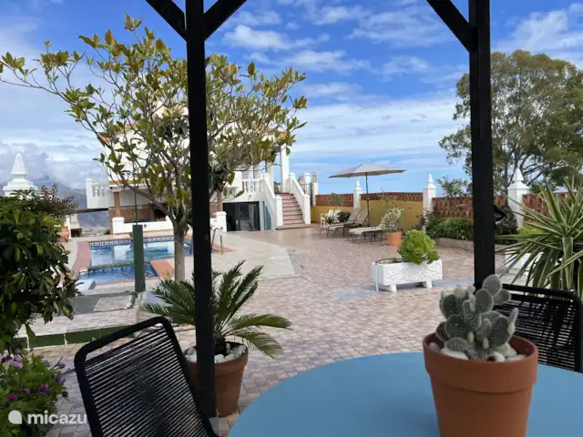 Villa Melin, luxueuse villa rénovée | Espagne, Costa del Sol, Torrox - villa Villa Melin : beaucoup d’endroits ombragés