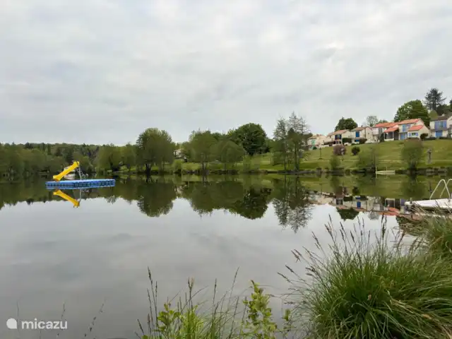 Village Le Chat 233 huren in Frankrijk, Charente, Écuras - bungalow Recreatiemeer met vlot