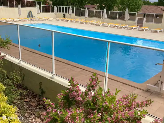 Village Le Chat 233 huren in Frankrijk, Charente, Écuras - bungalow Verwarmd zwembad met ligstoelen en parasols