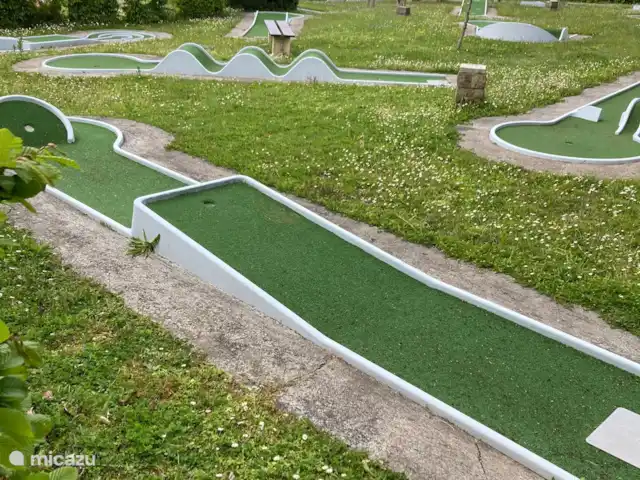 Village Le Chat 233 huren in Frankrijk, Charente, Écuras - bungalow 18-holes minigolf