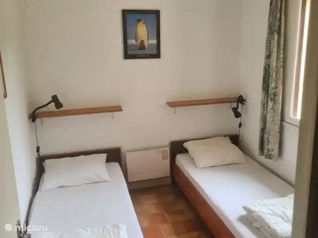 Village Le Chat 233 huren in Frankrijk, Charente, Écuras - bungalow Slaapkamer 2 met 2 eenpersoonsbedden