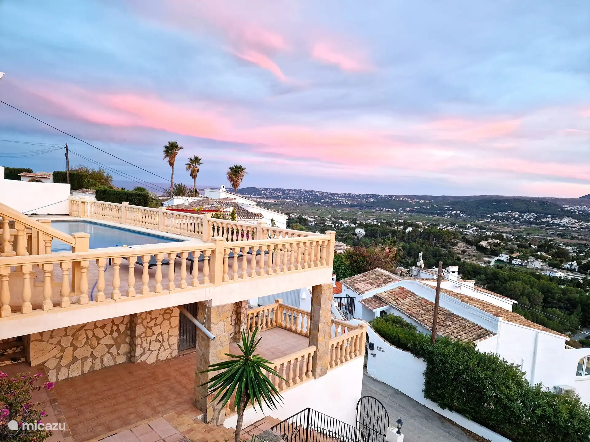 Sonnenaufgang über dem Mittelmeer