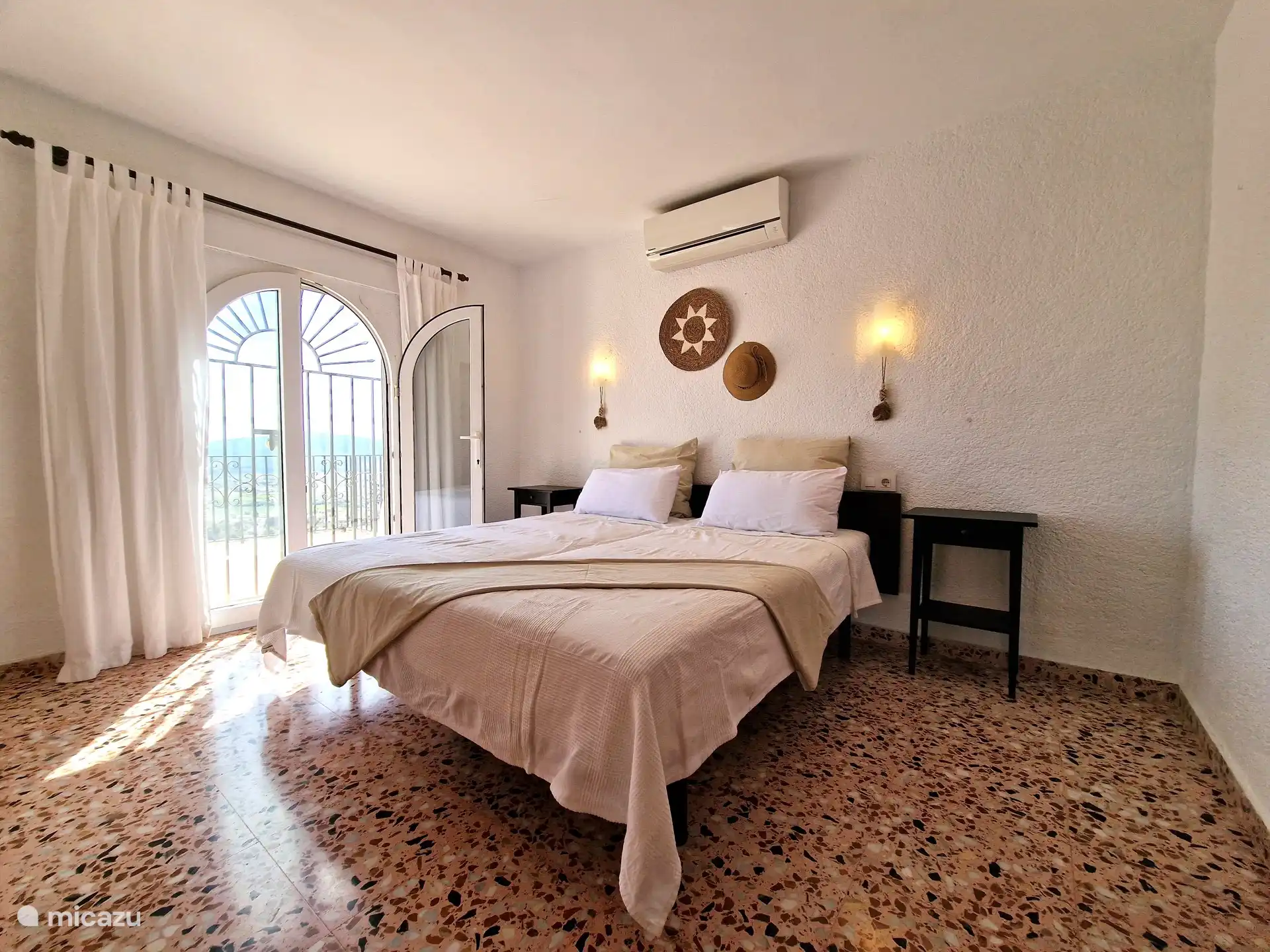 3. Schlafzimmer mit Bad en Suite (optional buchbar)