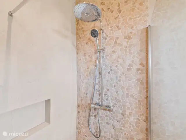 NOUVELLE Villa à Vista Royal 2-16 p. | Curaçao, Banda Ariba (est), Vista Royal - villa Douche à effet pluie !