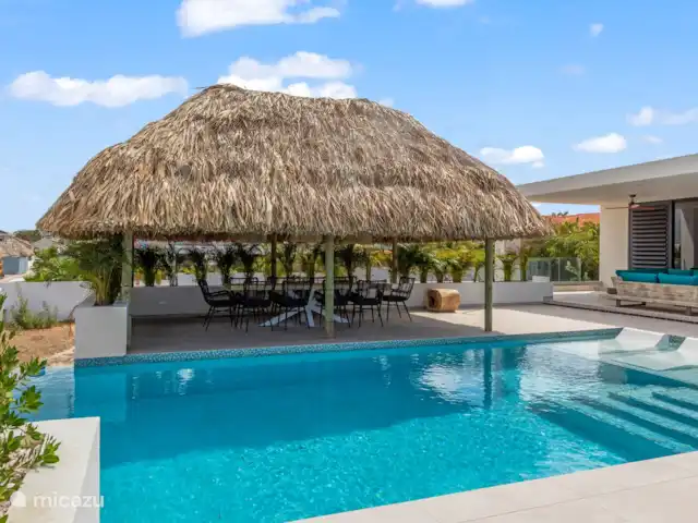NOUVELLE Villa à Vista Royal 2-16 p. | Curaçao, Banda Ariba (est), Vista Royal - villa La palapa au bord de la piscine