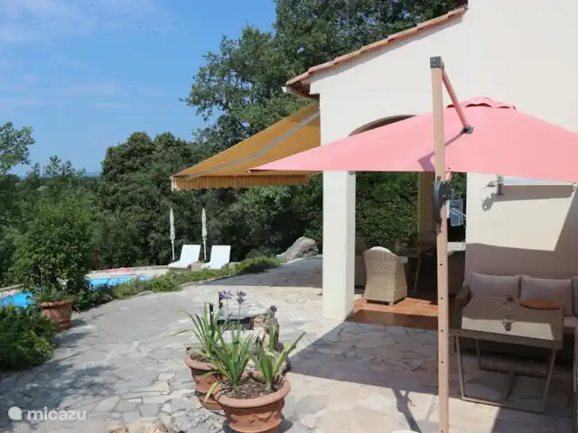 Location de Vacances France, Côte d'Azur, Saint-Paul-en-Forêt, maison de vacances - Villa Saint-Paul