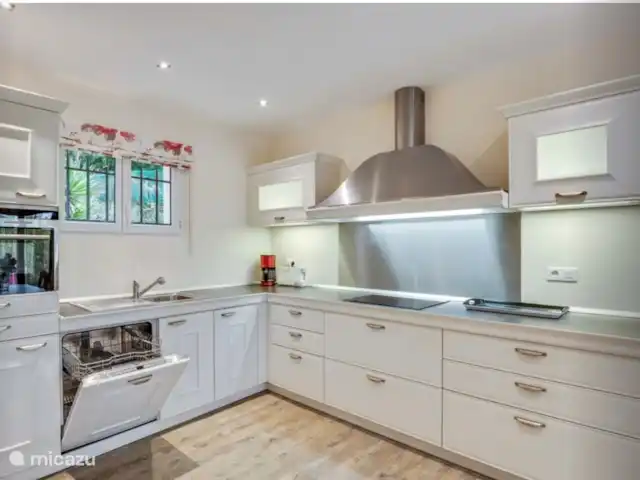 Location de Vacances France, Côte d'Azur, Saint-Paul-en-Forêt, maison de vacances - Villa Saint-Paul