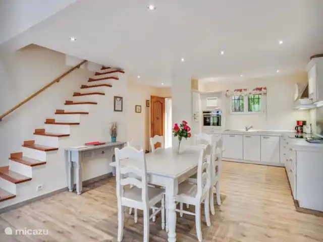 Location de Vacances France, Côte d'Azur, Saint-Paul-en-Forêt, maison de vacances - Villa Saint-Paul