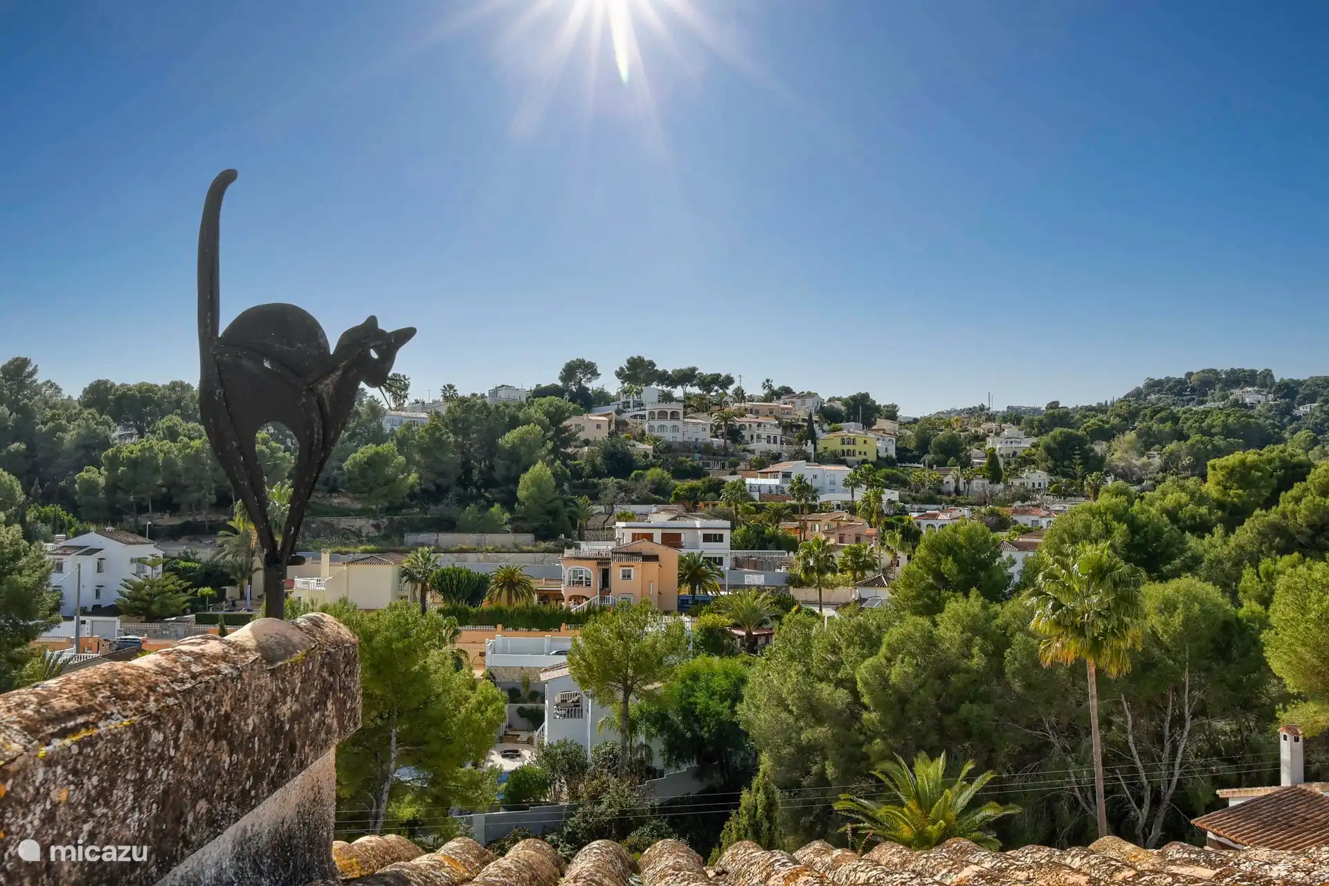 Blick von der Sonnenterrasse auf dem Dach