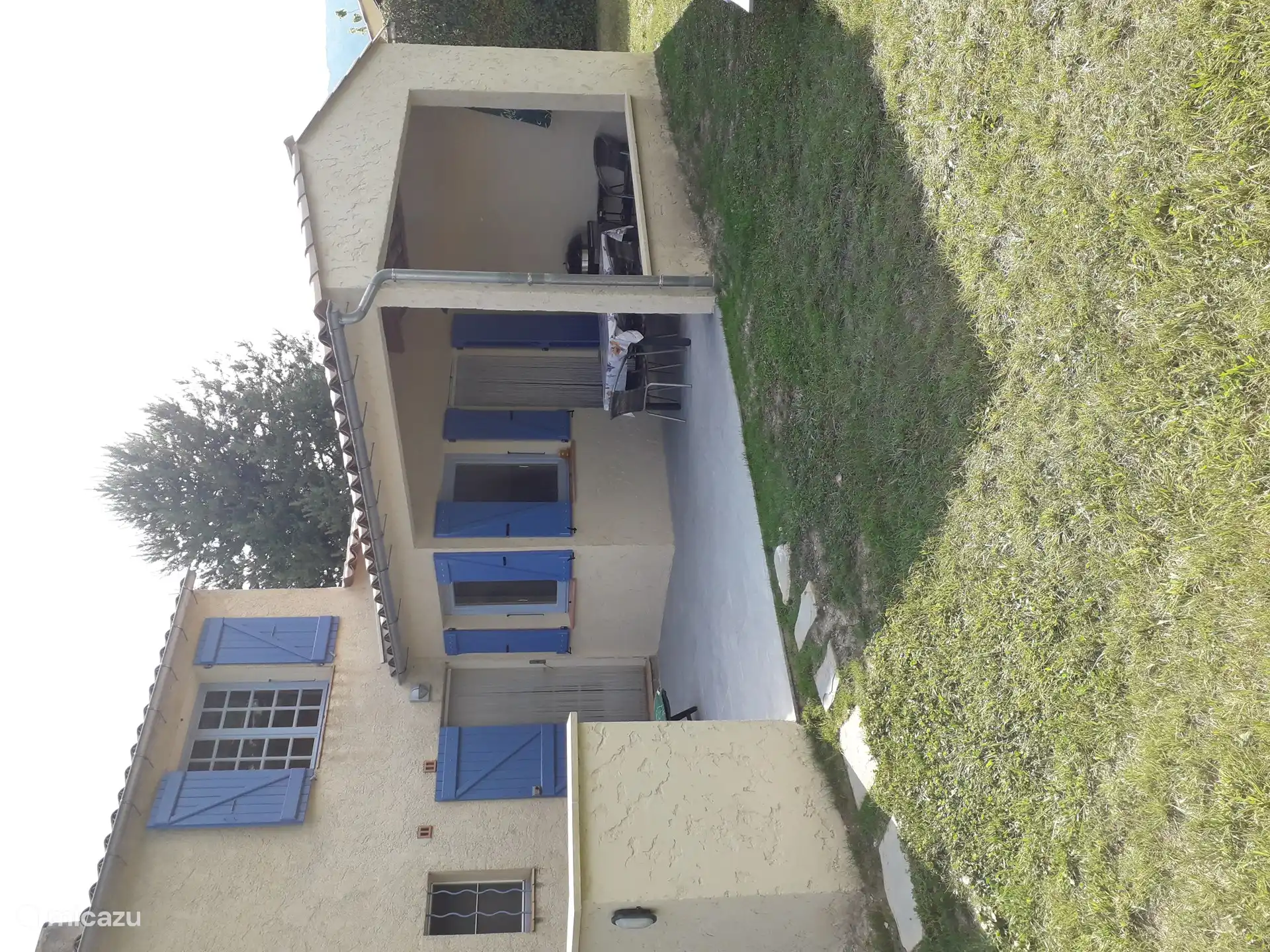 Terrasse à l’arrière