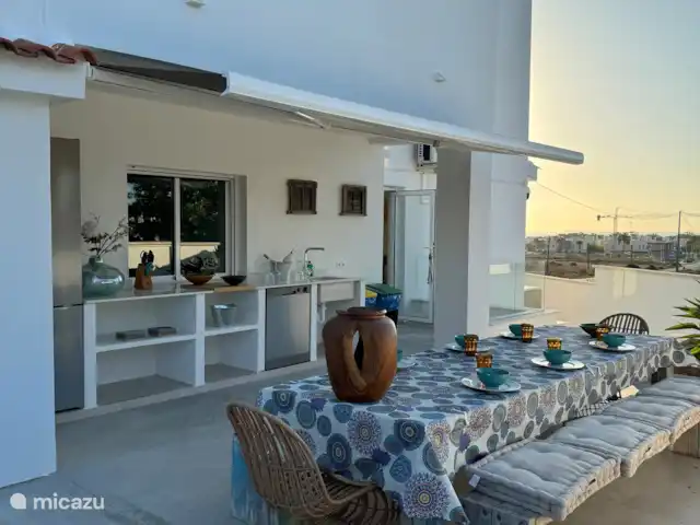 Maison de plage la marina | Espagne, Costa Blanca, Elche - villa Cuisine extérieure avec réfrigérateur, lave-vaisselle, barbecue et vue sur la mer