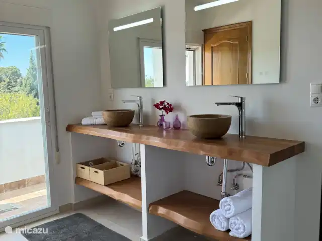 Maison de plage la marina | Espagne, Costa Blanca, Elche - villa Salle de bain à l'étage avec WC séparé