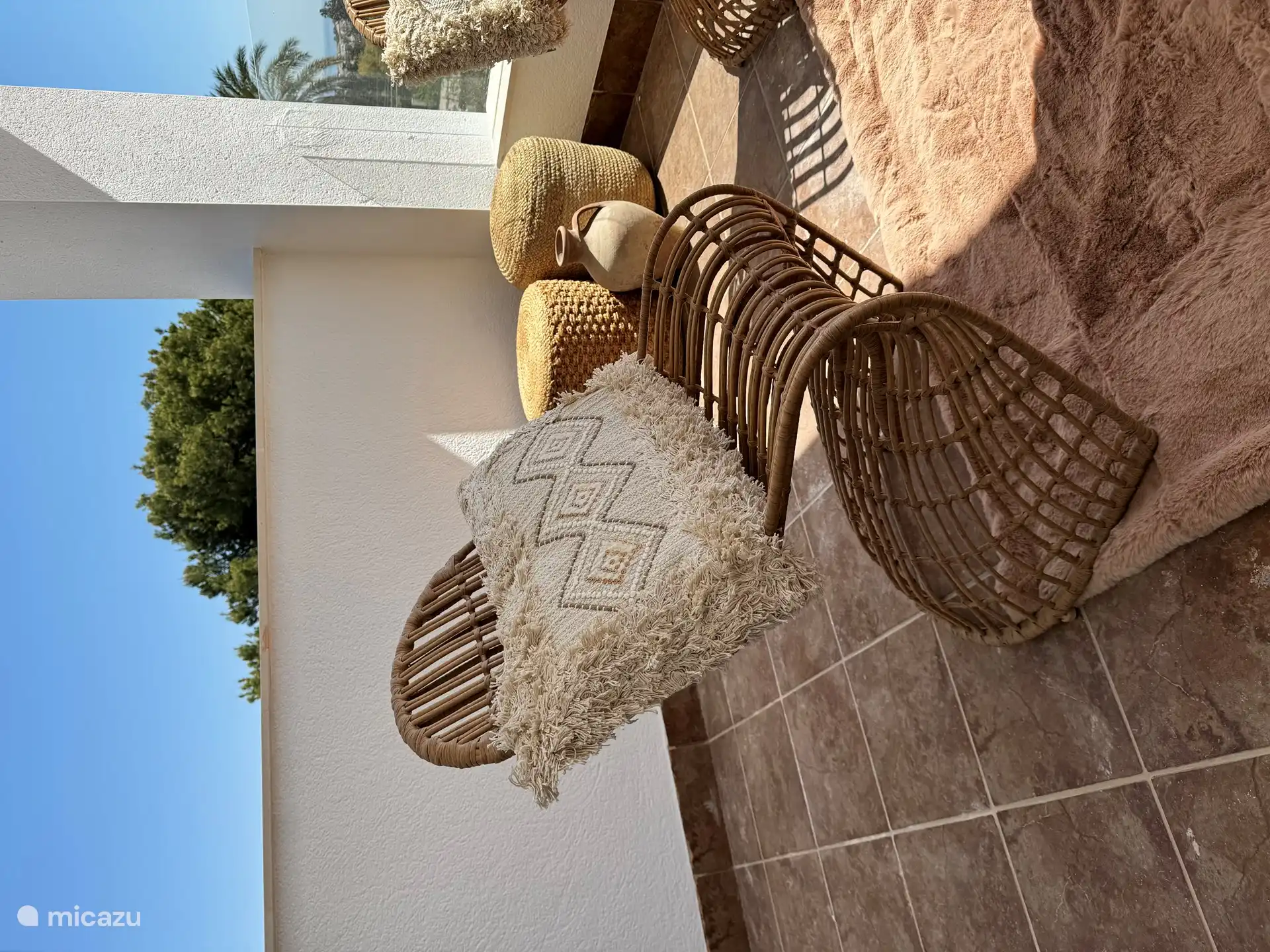 Terrasse im Obergeschoss mit Meerblick 