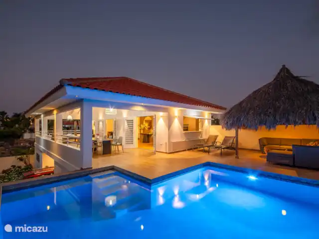 Location de Vacances Curaçao, Banda Ariba (est), Vista Royal, appartement - Villa Fortuna Villa de nuit