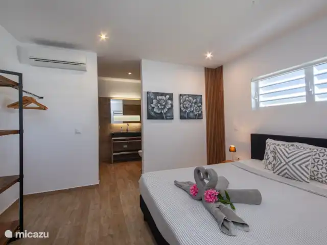 Location de Vacances Curaçao, Banda Ariba (est), Vista Royal, appartement - Villa Fortuna Chambre 1 avec salle de bain
