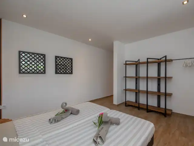 Location de Vacances Curaçao, Banda Ariba (est), Vista Royal, appartement - Villa Fortuna Chambre 2 avec salle de bain