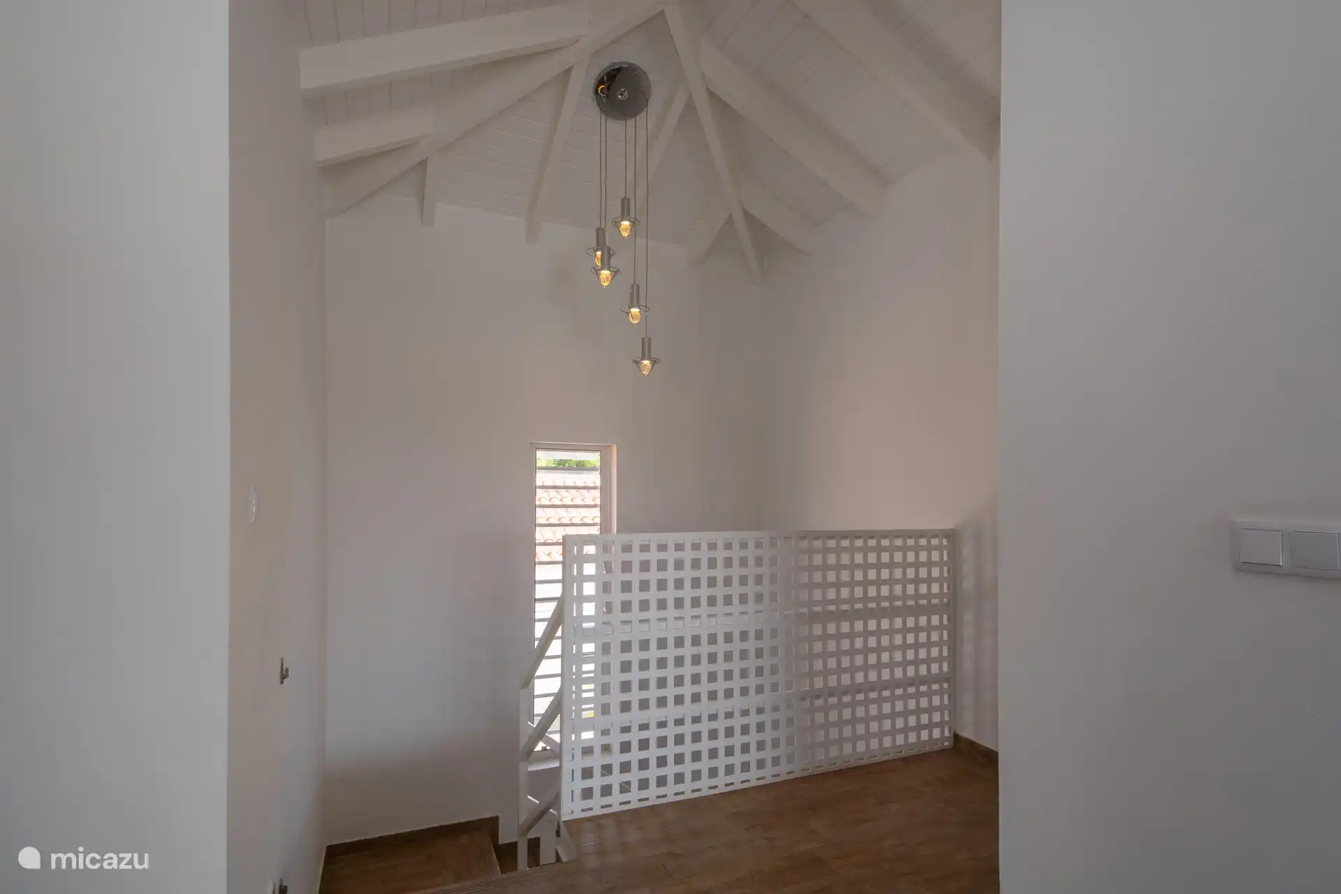 Stairs to ground floor 