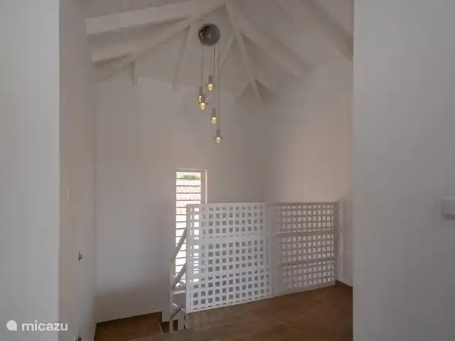 Location de Vacances Curaçao, Banda Ariba (est), Vista Royal, appartement - Villa Fortuna Escalier vers le rez-de-chaussée