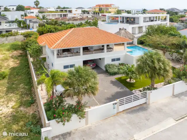 Location de Vacances Curaçao, Banda Ariba (est), Vista Royal, appartement - Villa Fortuna Villa de luxe pour 6 personnes sur un grand terrain