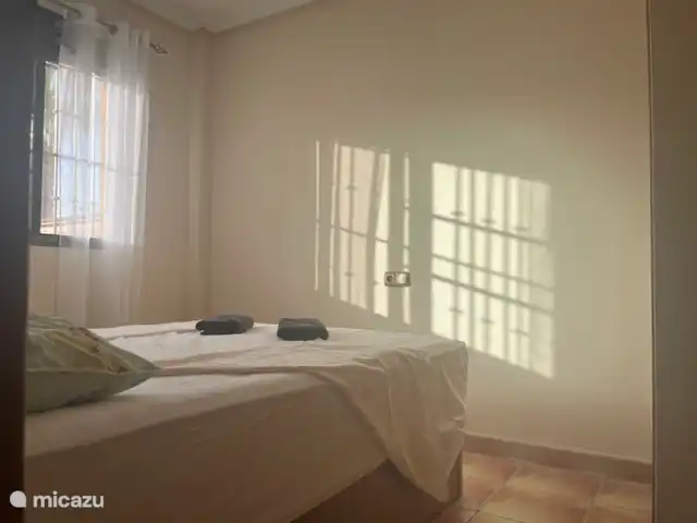 Location de Vacances Espagne, Costa Blanca, Hondón de las Nieves, villa - Casa Jeta Chambre 3 avec un joli lit double neuf. 1,50 x 1,90.