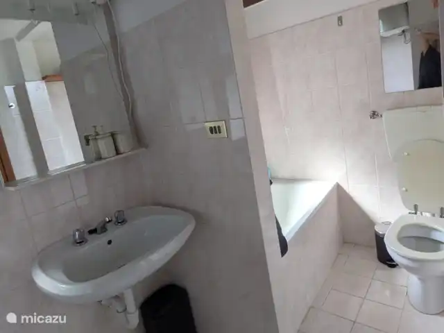 Casa Assiere  in Italy, Piedmont, Susa - holiday house bathroom
