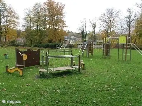 In les jardin d'O gibt es auch einen Spielplatz 