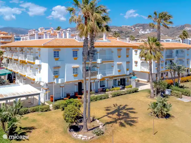 Seaflower Beachfront Apartment huren in Spanje, Costa del Sol, Torrox-Costa - appartement Gebouw