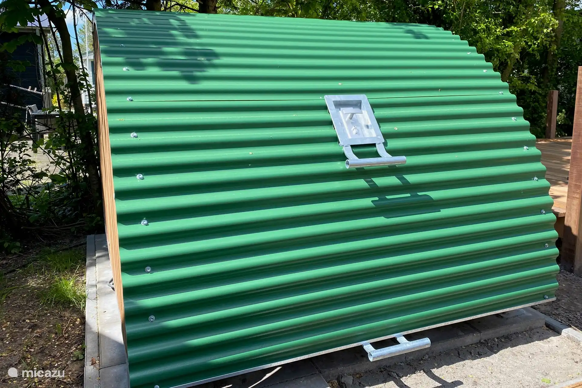 Kompakter Fahrradschuppen, abschließbar