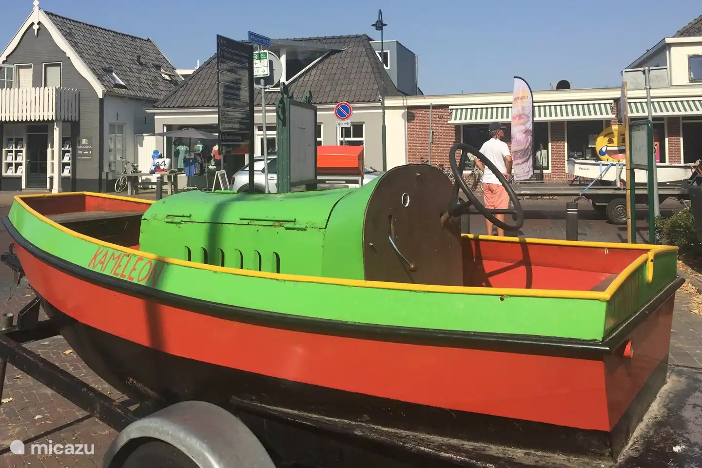 Besuchen Sie Terherne, das Dorf der 'Kameleon' in der Nähe von Grou