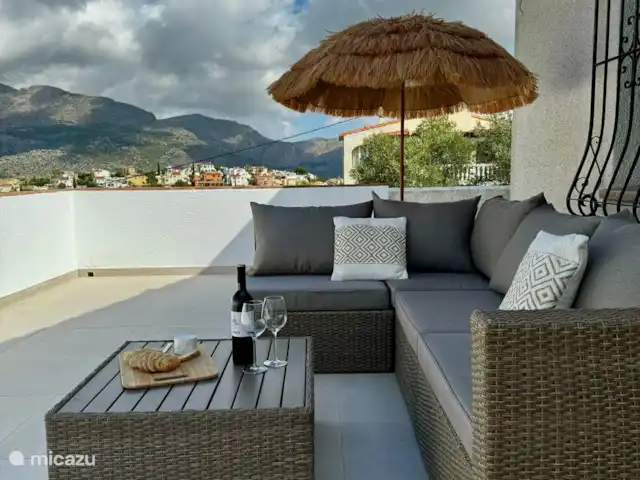 Casa Luna | Espagne, Costa Blanca, Orba - villa Il y a aussi un joli salon sur la terrasse supérieure.