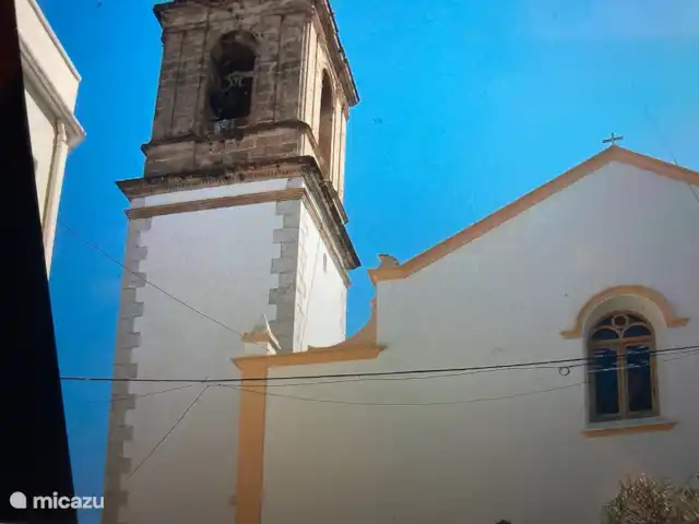 Casa Luna | Espagne, Costa Blanca, Orba - villa L’église est clairement reconnaissable et également visible depuis le balcon de la casa Luna.