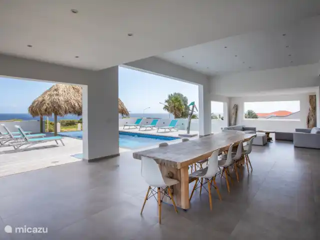 Villa met zeezicht en infinity pool huren in Curaçao, Banda Ariba (oost), Jan Thiel - villa BUITENTAFEL